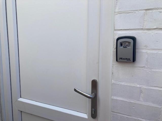 The Salt Box- Lovely Refurbished Annexe, Free Parking, Walk To Porth Beach. Saint Columb Minor Екстериор снимка